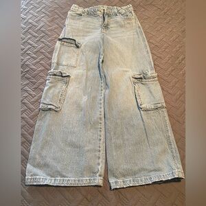 Target Kids size 14 Light Wash Faded Denim Cargo Jeans Adjustable Waist Wide Leg